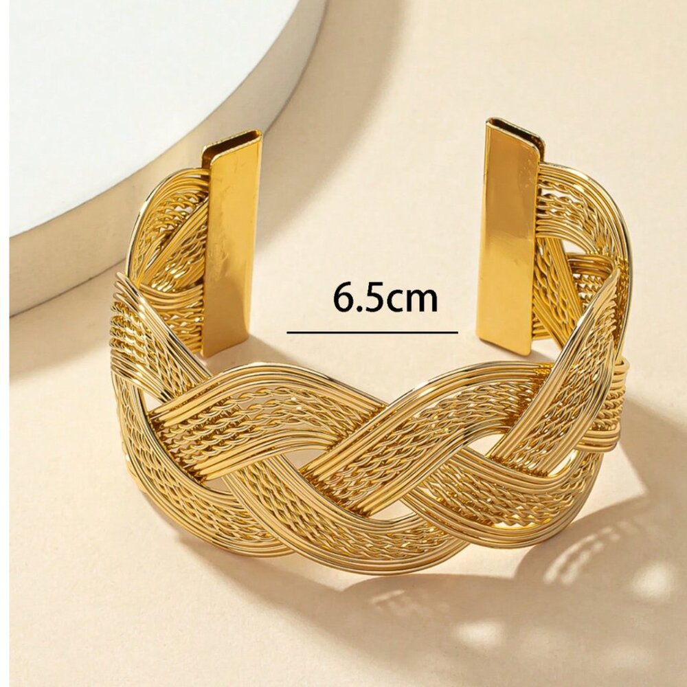 Chunky Gold Woven Mesh Open Bangle Textured Twist - Picture 4 of 4